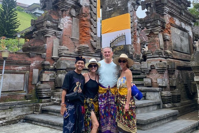 Wonderful of Ubud Private Guided Tour - Meeting the monkeys in Ubud’s sacred forest